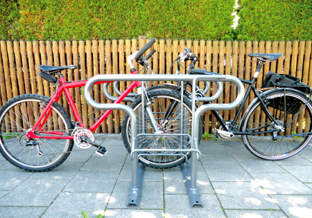 Fahrradparker F 3170, doppelseitige Radeinstellung