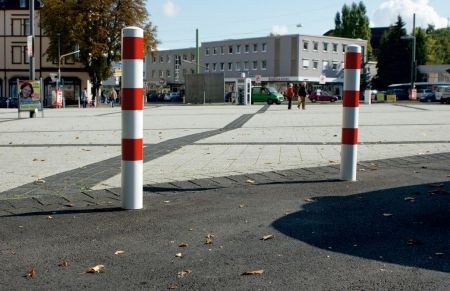 Absperrpfosten 90 cm mit Rollband 2 m, Schnell und günstig