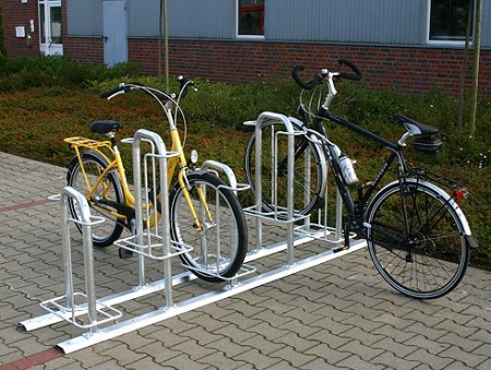 Fahrradparker F 190, doppelseitige Radeinstellung